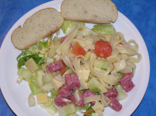 recept Pastasalade met salami
